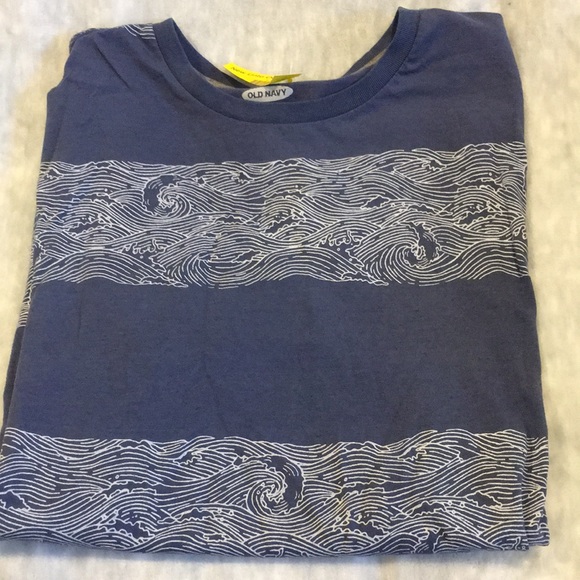 Rolling Ocean Waves Mens Shortsleeved Tee Size Medium Soft Wash Old Navy Resale - Picture 1 of 13